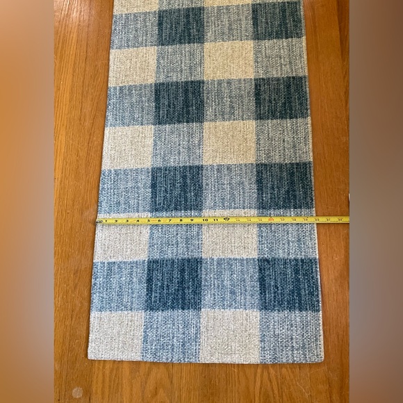 Lillian August Blue Gingham Throw Rug - Picture 5 of 11